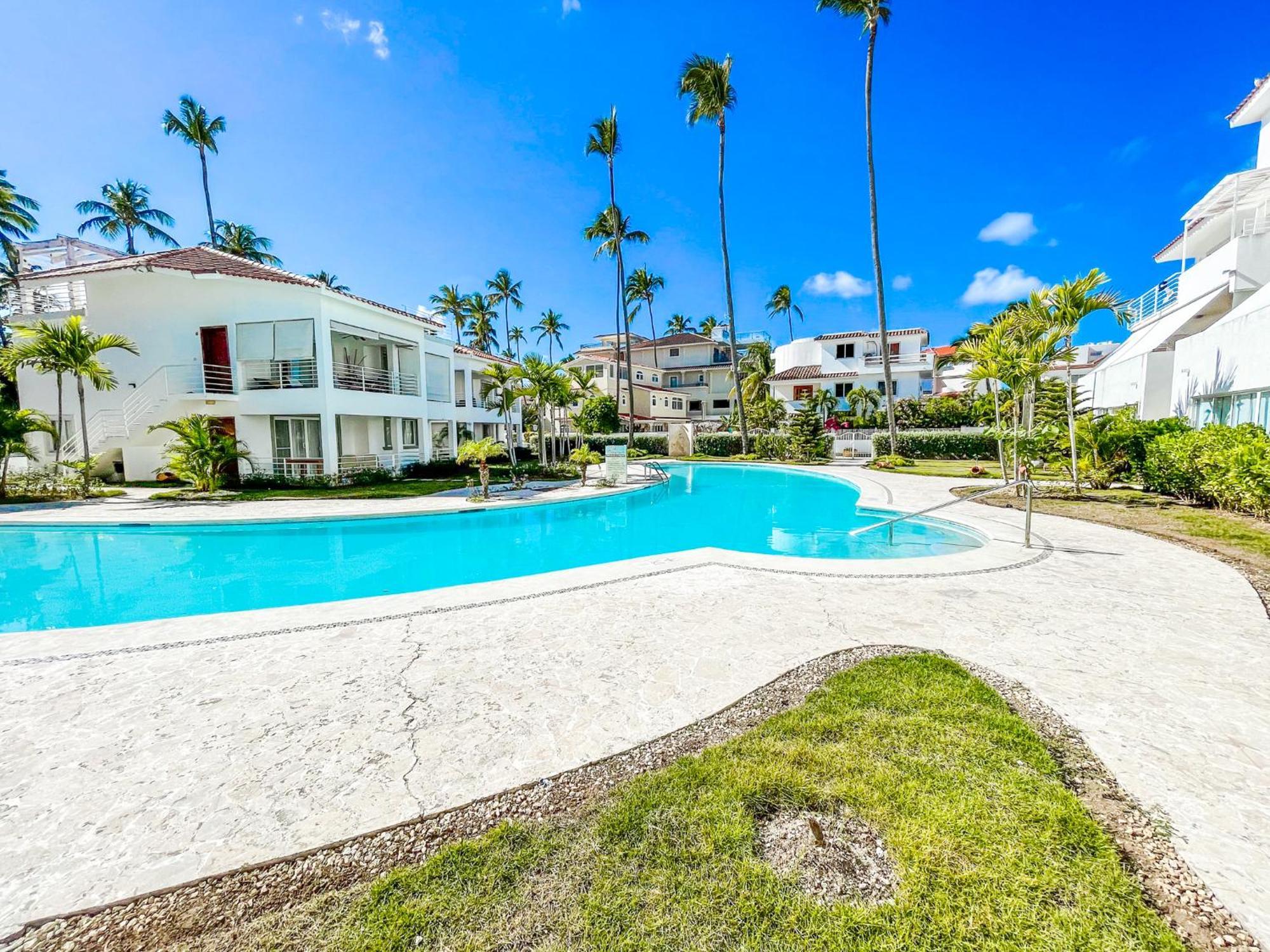 Beach Villas & Apartments Ocean & Garden View Wifi Bbq Beach Club & Spa Punta Cana Exterior photo